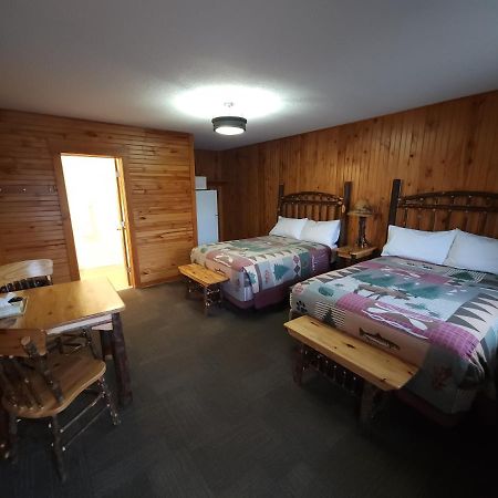 Outdoorsman Motel วาวา ภายนอก รูปภาพ