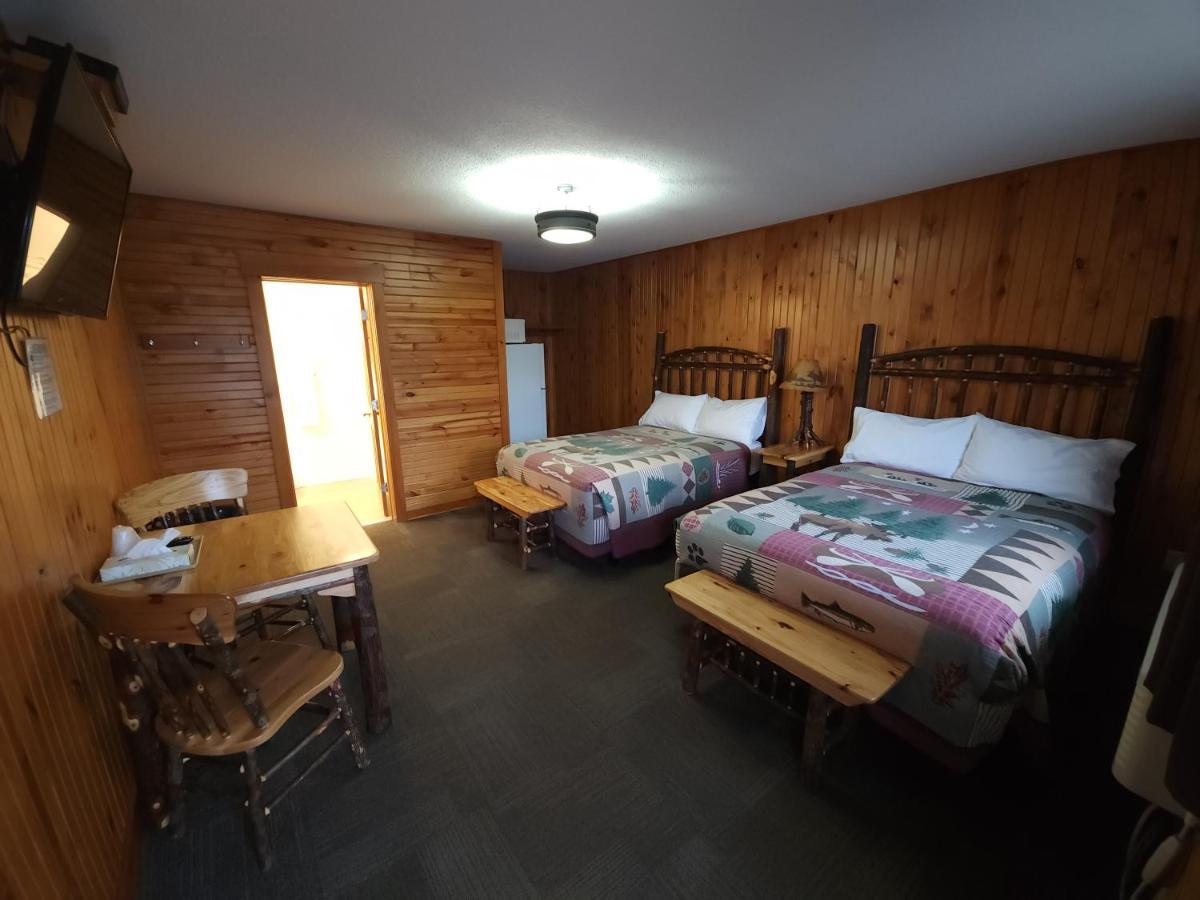 Outdoorsman Motel วาวา ภายนอก รูปภาพ