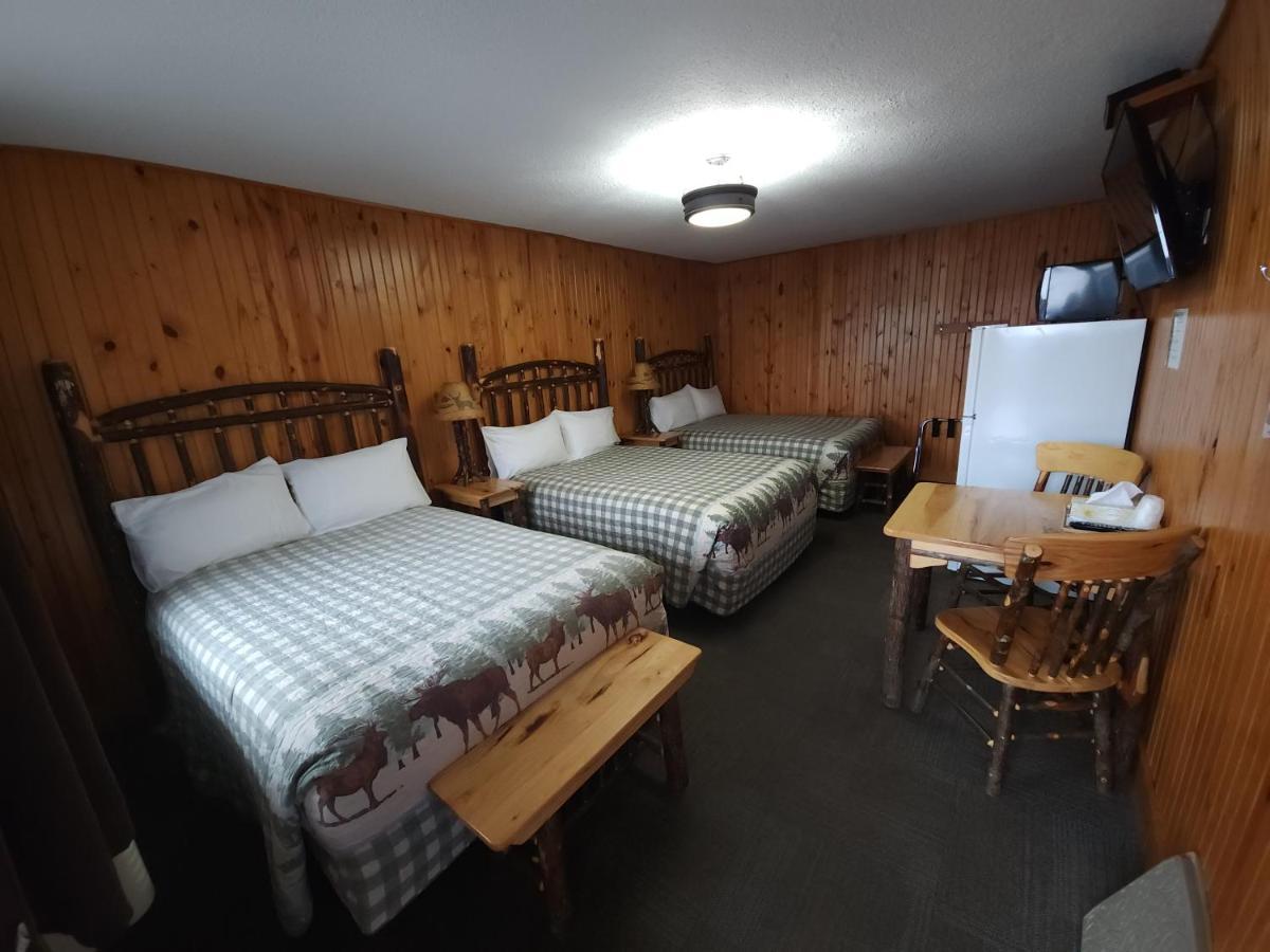 Outdoorsman Motel วาวา ภายนอก รูปภาพ