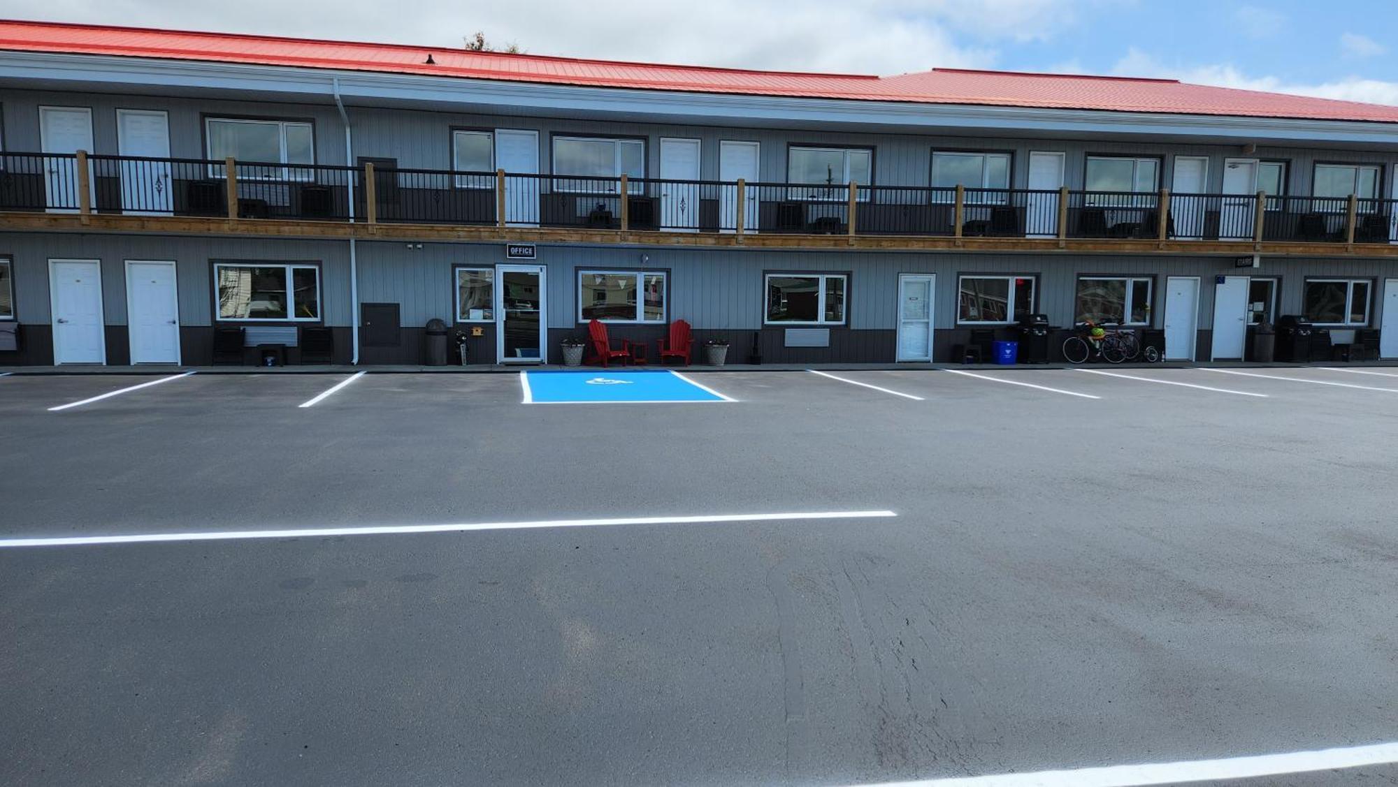 Outdoorsman Motel วาวา ภายนอก รูปภาพ